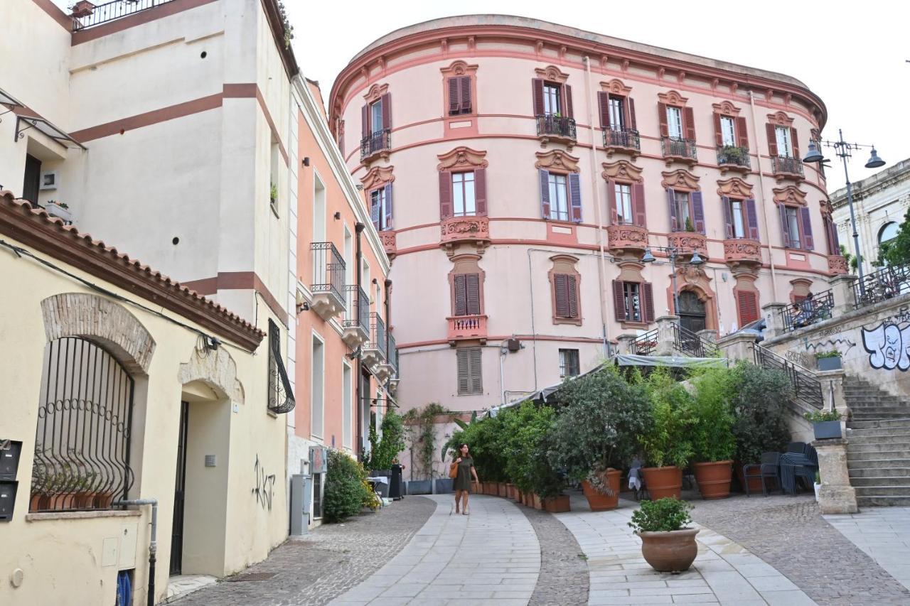 Zenflamingo Mini Monolocale Apartment Cagliari Bagian luar foto
