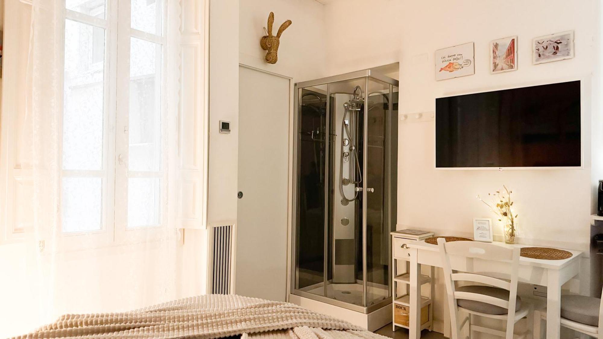 Zenflamingo Mini Monolocale Apartment Cagliari Bagian luar foto